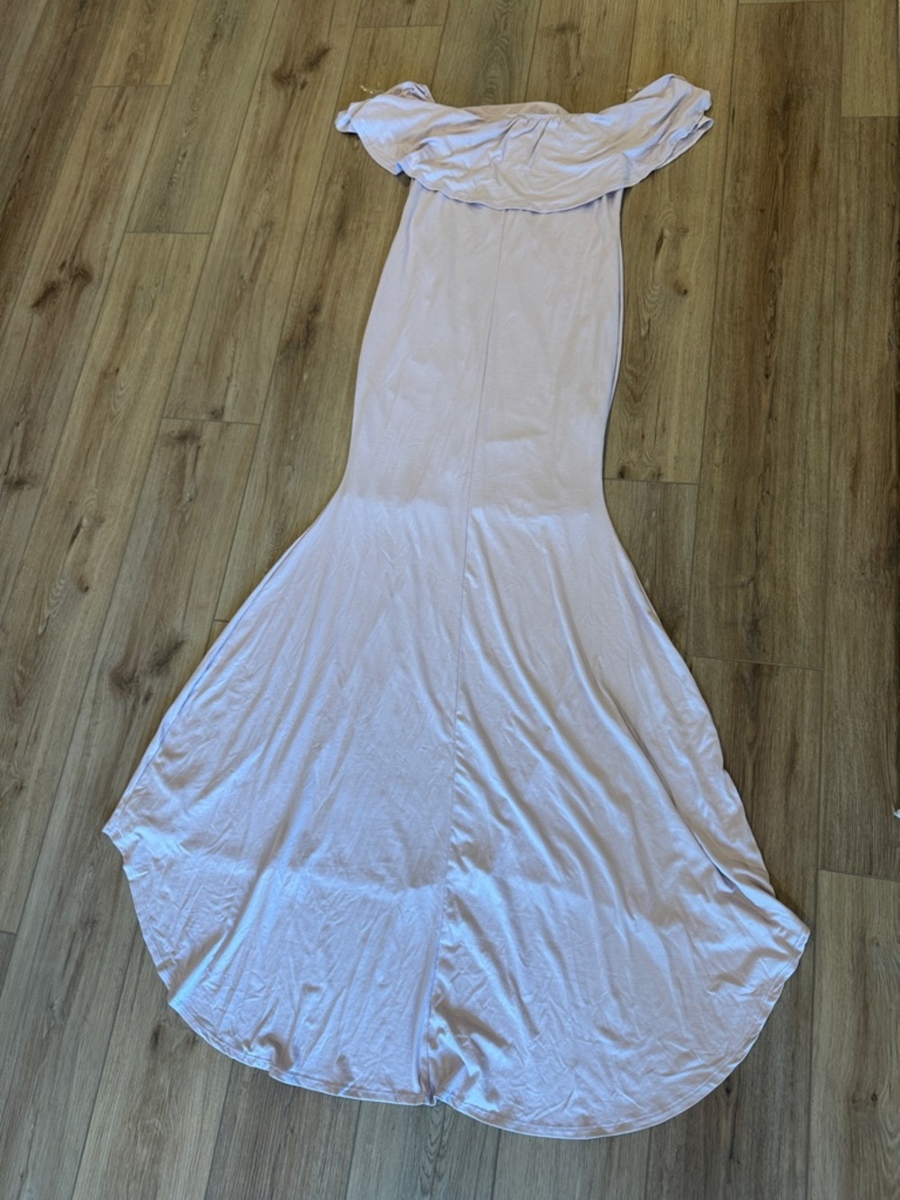 NWT! PinkBlush Lavender Ruffle Off Shoulder Mermaid Maternity Gown/Dress - Picture 6 of 6